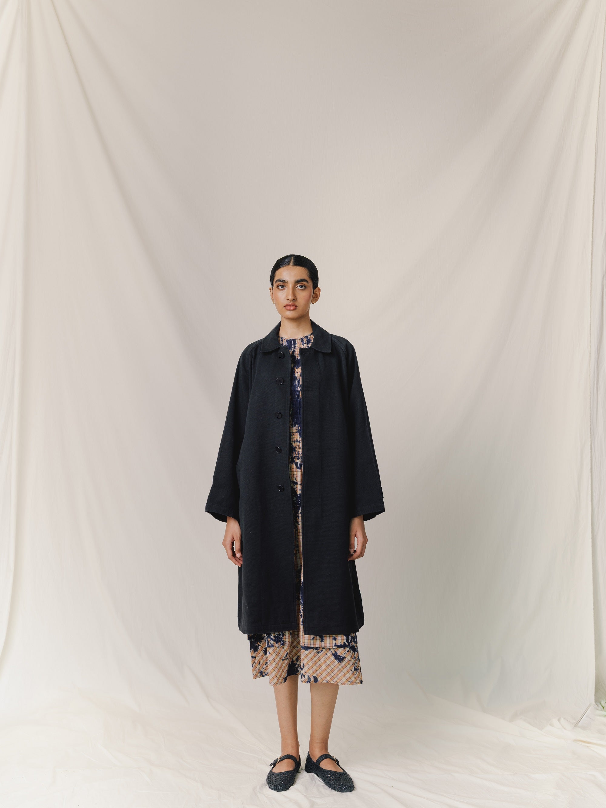Nain Coat, in Black