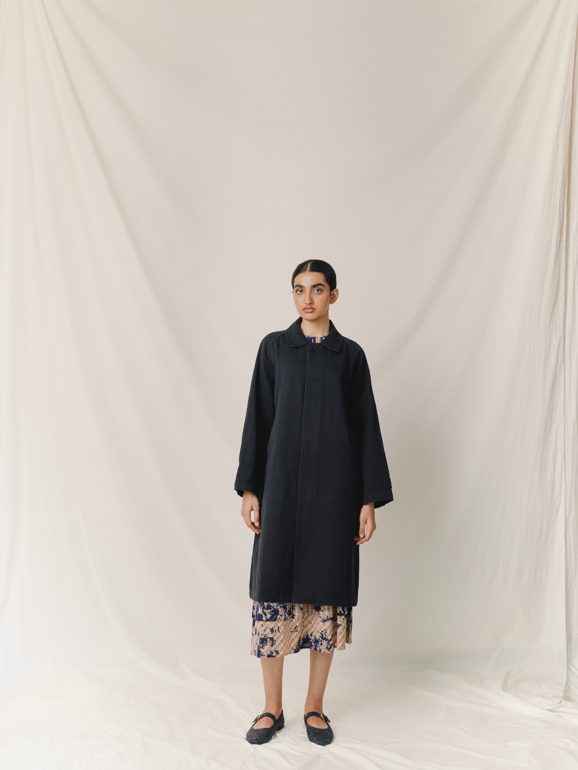 Nain Coat, in Black