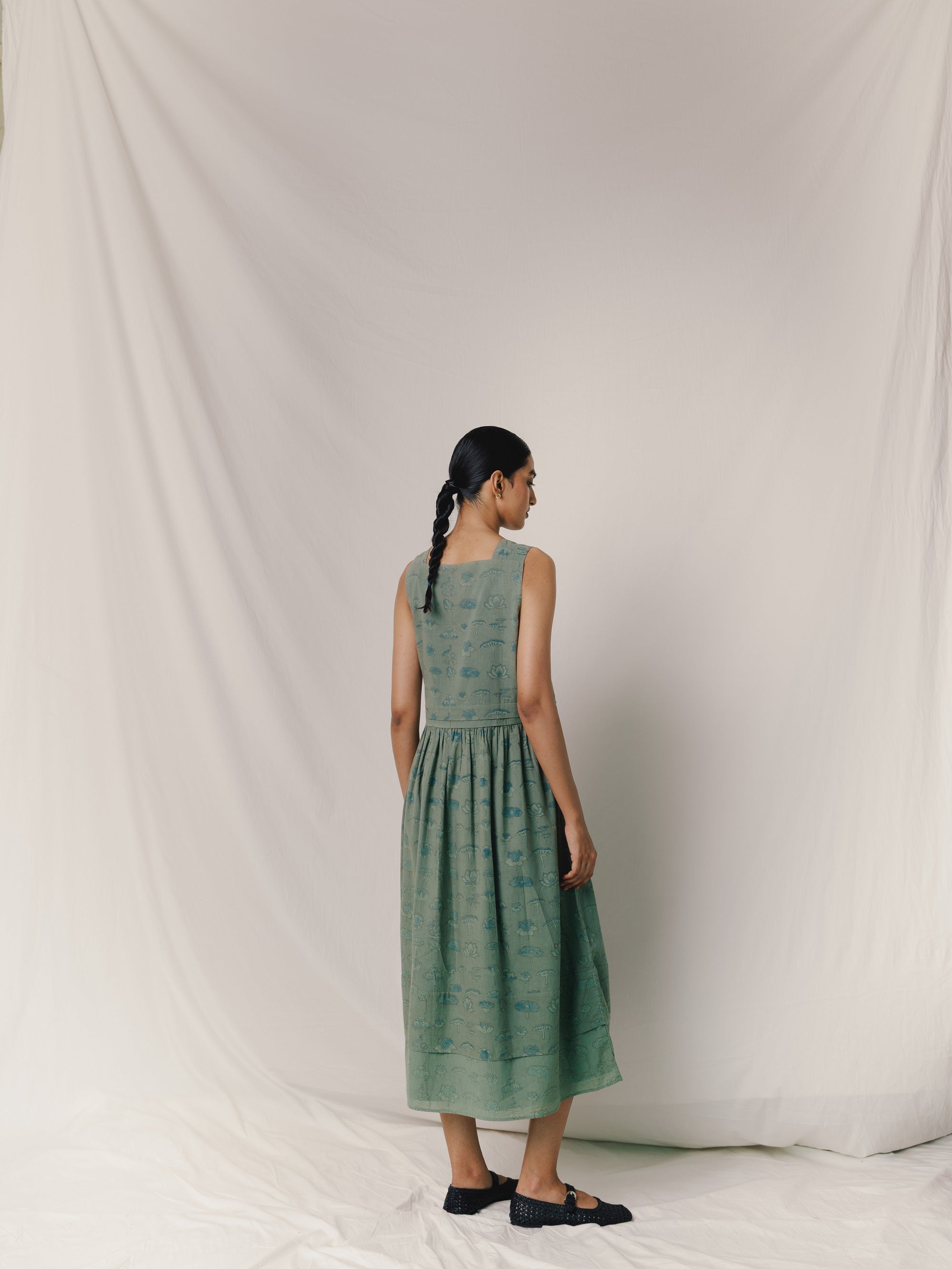 Sleeveless Boat Neck dress, in Greenstone Lotus print
