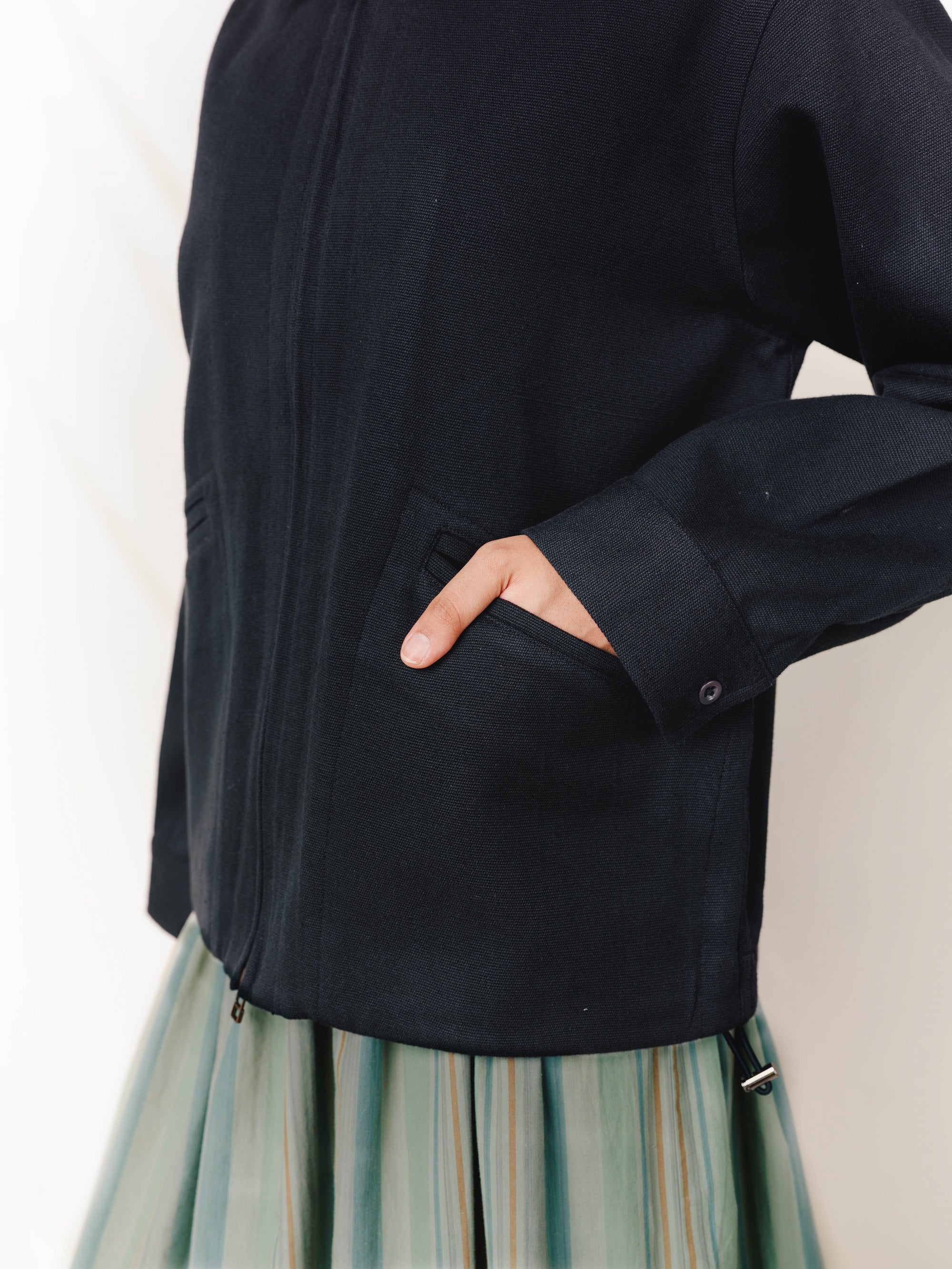 Rooted Jacket, in Black
