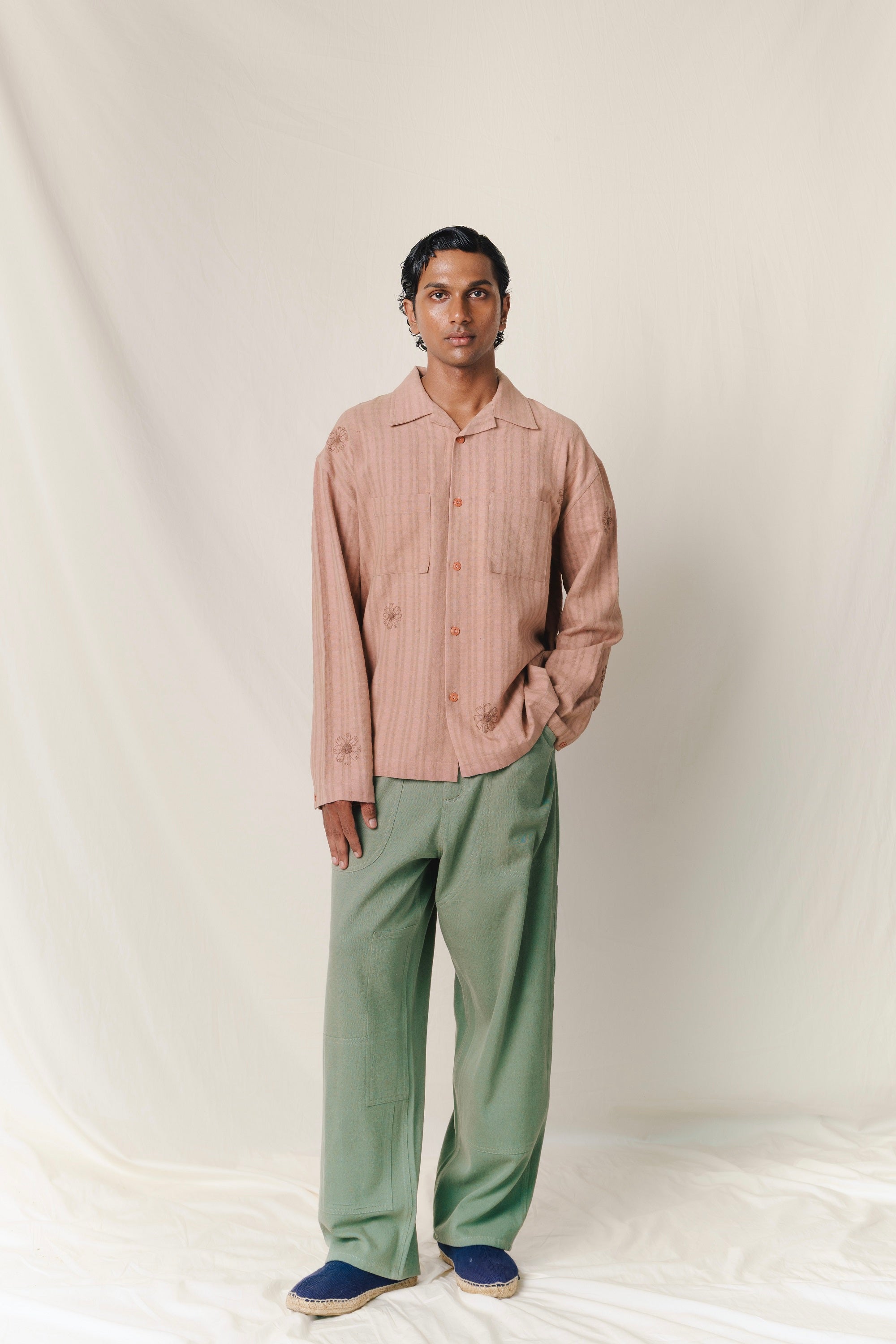 Asari Pant, in Greenstone