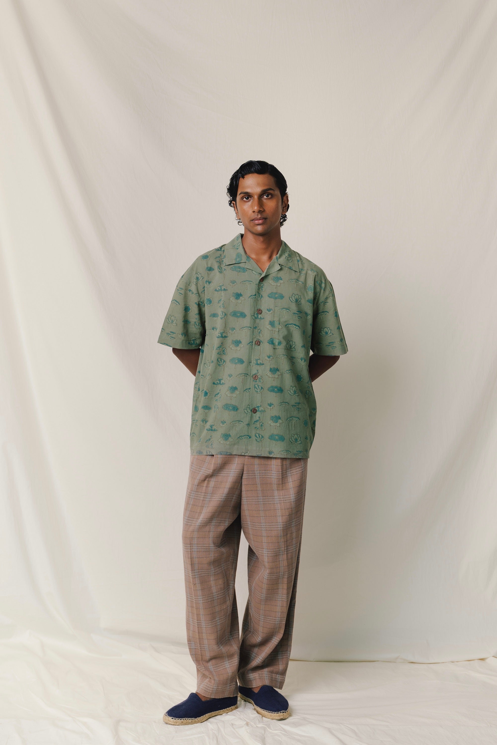 Short Sleeve Vacay Shirt, in Lotus Print